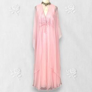 Fairy Princess Light Pink Mesh Tulle Pearl Beaded Prom Dress With Cape S / 4